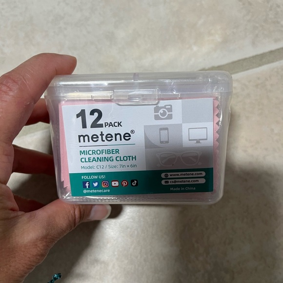 Microfiber Cleaning Cloth - Pink - Picture 1 of 2